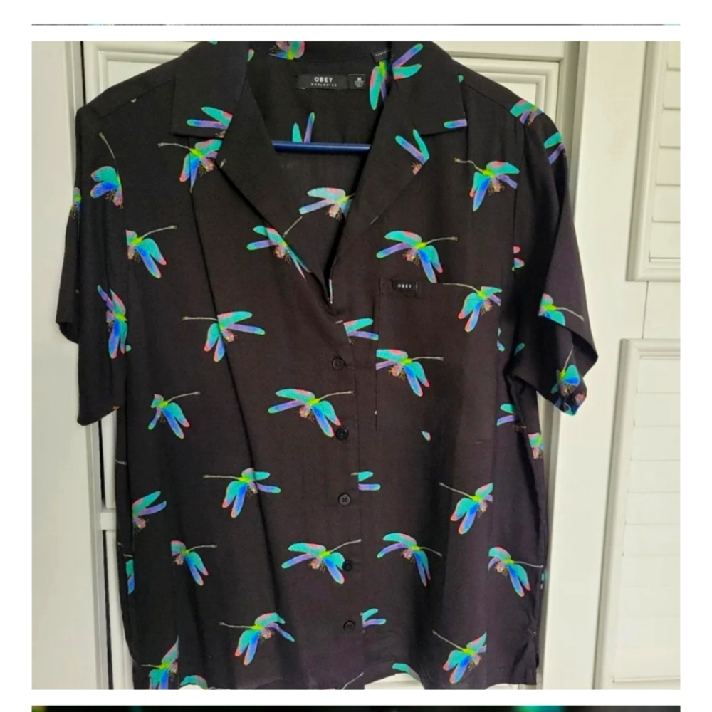 Short sleeve Obey button shirt